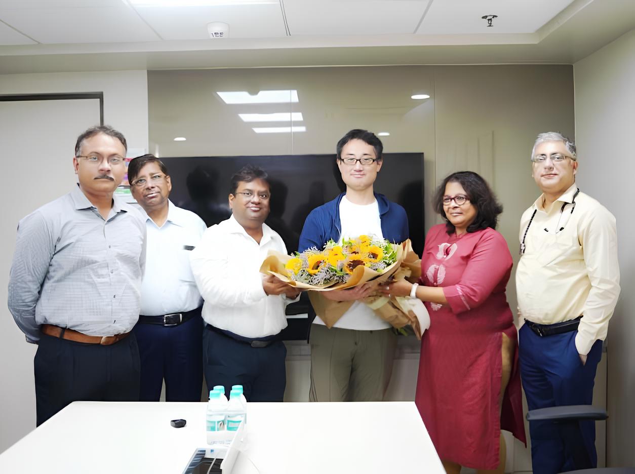 59-Year-Old Kolkata Man Recovers After Complex CTO Angioplasty by Japanese Specialist at Manipal Hospital, Broadway…