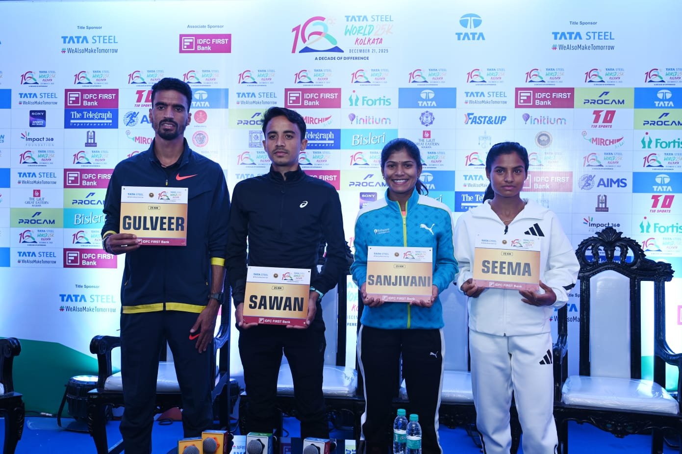 Tata Steel World 25K Kolkata 2025 Indian top Elite Athletes (L to R), Defending champion & Event Record Holder Gulveer Singh, Indian top athlete Sawan Barwal, Defending Champion Sanjivani Jadhav & VDHM 2025 winner Seema at the event media center.
