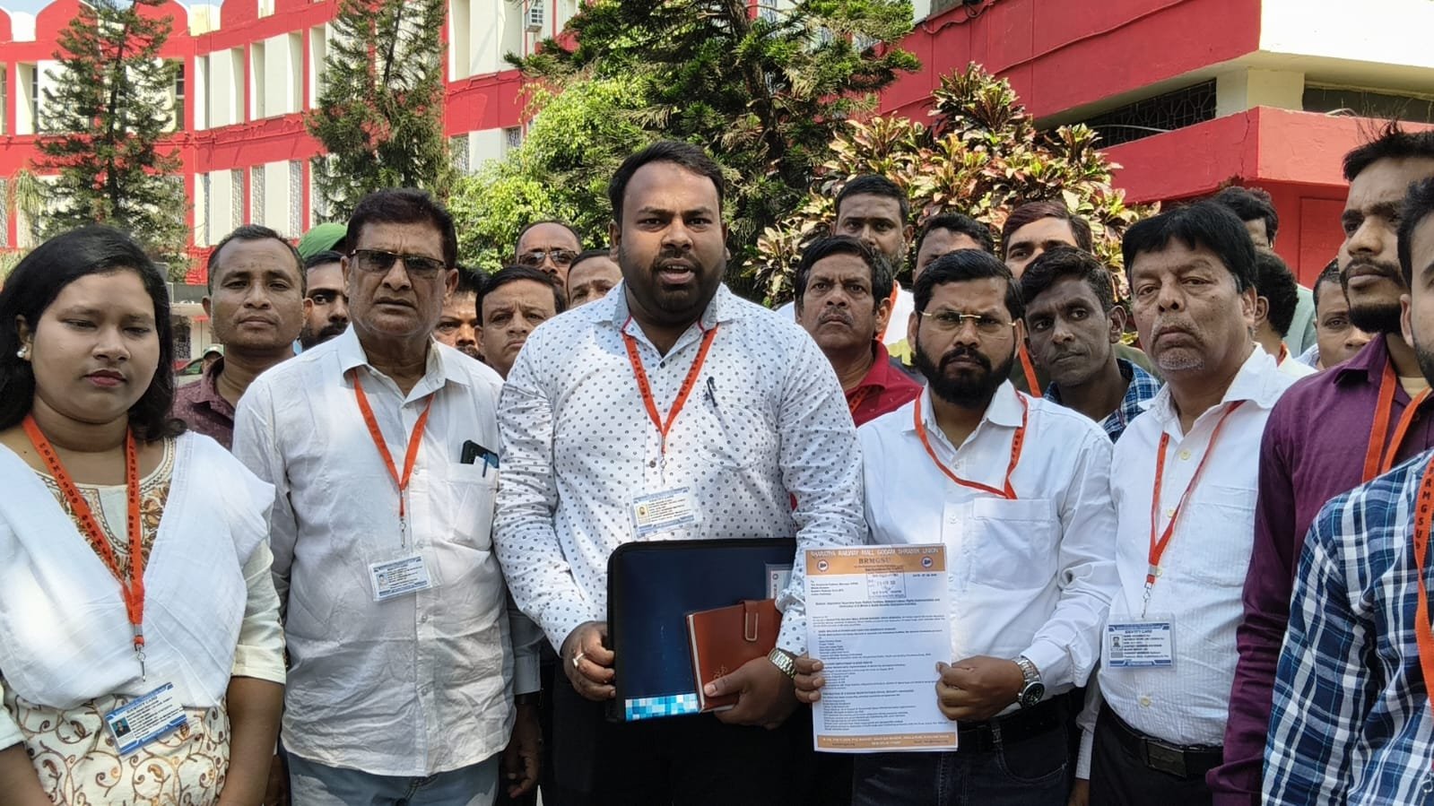 Goods Shed Workers Submit Nationwide Deputation to DRMs…… Goods Shed Workers Submit Nationwide Deputation to DRMs……