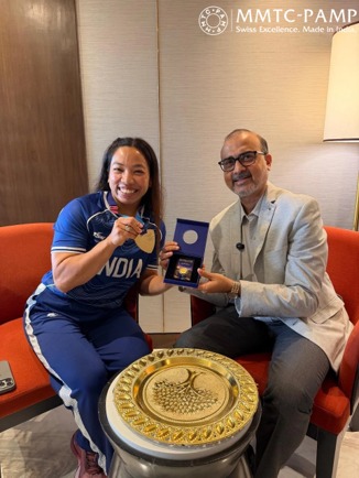 Champion Mirabai Chanu Unveils MMTC-PAMP’s ‘Virasat’ Recycled Gold Coin to Celebrate India’s 80th Year of Independence… Champion Mirabai Chanu Unveils MMTC-PAMP’s ‘Virasat’ Recycled Gold Coin to Celebrate India’s 80th Year of Independence…