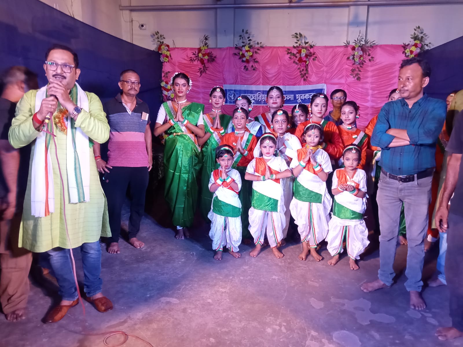 স্বাধীনতার জন্য ছোটদের অঙ্কন প্রতিযোগিতা স্বাধীনতার জন্য ছোটদের অঙ্কন প্রতিযোগিতা